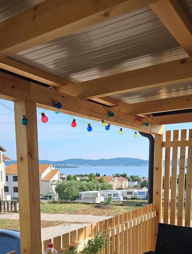 Ferienwohnung Tiny House Lily With Jacuzzi Sveti Filip i Jakov Exterior foto